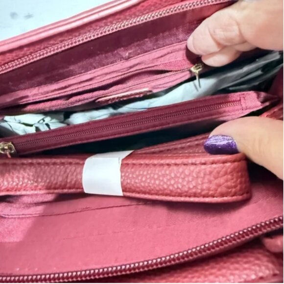 NWT Crossi Burgundy Red Bow Handbag With Extra Crossbody Shoulder Strap BONUS! - Picture 2 of 7